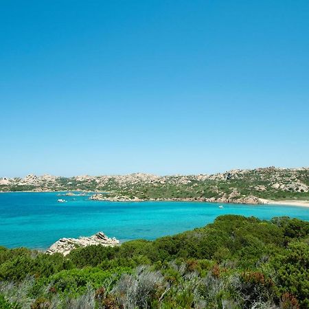 Gorgeous Apartment In La Maddalena With Kitchen Exterior photo