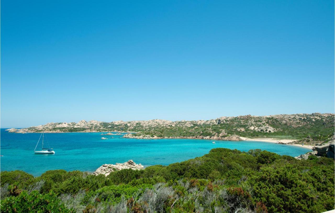 Gorgeous Apartment In La Maddalena With Kitchen Exterior photo